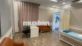 Nguyên Căn 585/ Sư Vạn Hạnh ngay Vạn Hạnh Mall, 5x15m, 3tầng, 5pn 25tr
