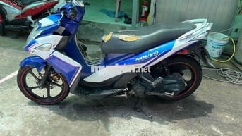 Yamaha Nouvo Limited Edition Xanh trắng