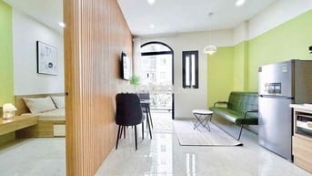 CĂN HỘ CAO CẤP 1 PHÒNG NGỦ NGAY SÂN BAY FULL NỘI THẤT BAN CÔNG RỘNG