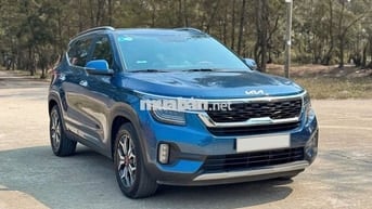 Kia Seltos Premium 2023 Xanh 19000 km