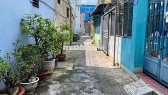 Cần Bán  nhà  cầp 4 P ĐHT.Đường NVQ DT 4x14  hẻm ba gác giá 3tỷ550 TL