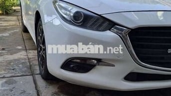 Mazda Mazda 3 Luxury Trắng Xăng 5 chỗ