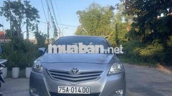Cần bán xe Vios 2013