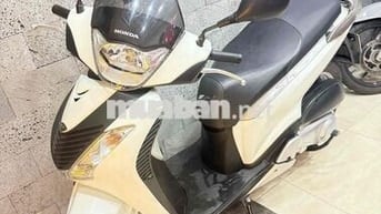 Honda SH Ý 150 Trắng
