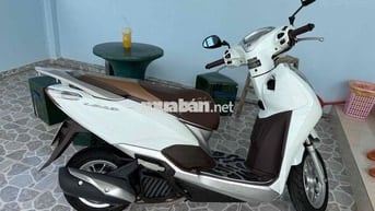 Honda Lead Cao cấp 2018 Smartkey Trắng (CHÍNH CHỦ)