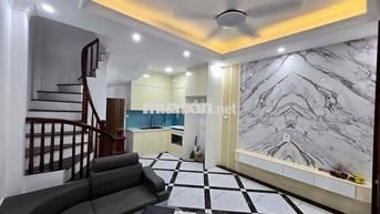 Nhà đẹp phố Minh Khai 35m2 x5T giá 6.8 tỷ 2 thoáng dân xây ngõ thông t