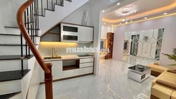 Sát phố Lò Đúc 43m2 x5T giá nhỉnh 8 tỷ sổ CC 2 thoáng ngõ nông nhà đẹp