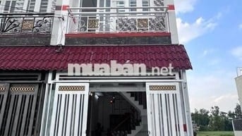 Bán nhanh căn nhà có sổ xây đúc thật 400tr 44m2 giáp Phan Văn Hớn