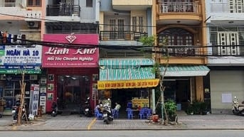 Bán nhà 5 tầng ngay mặt tiền cao lỗ Q8