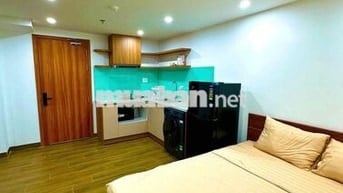 Cho thuê căn hộ full nội thất mặt đường, view phố 45m2