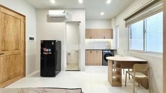 Studio Cao Cấp MỚI – Full Nội Thất, Cửa Sổ Thoáng, Gần Etown Sân Bay