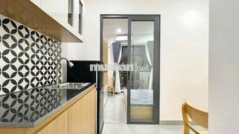 Cần pass căn hộ dịch vụ 1pn tách bếp