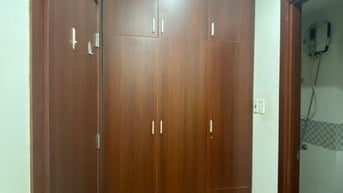 Cho thuê căn hộ Tân Hương Tower 79m2 - 2 PN - 8.5 triệu/tháng ở liền