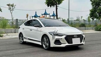 Hyundai Elantra Sport 2018 Trắng