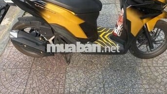 Honda Vario 125 2025 Vàng Đen