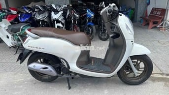 Honda Scoopy 2024 Trắng đen ( hỗ trợ góp )