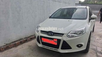 Ford Focus 2013 Trắng 98.000km