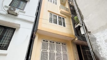 Chùa Láng 55m² mt 4m, 1 ngoặt, cạnh ĐH Ngoại Thương