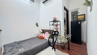 Studio Hoàng Hoa Thám, Tân Bình - Ở được 3 người , Chỉ 3.7 Triệu/Tháng