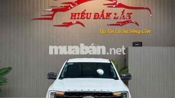 Ford Everest Sport 1 cầu 2022 Trắng