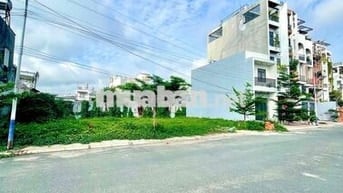 Đất đẹp ngay công viên Tô Ngọc Vân, Thạnh Xuân
