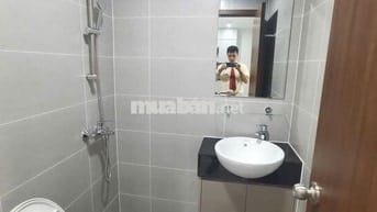 1 căn *** cho thuê 2PN 6,2 triệu có hỗ trợ lắp máy lạnh