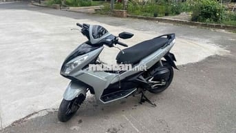 Honda Air Blade 125i Bạc