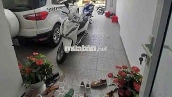 Cho thuê nhà 1 trệt lầu sân đậu ô tô sau Lưng Gigamaill Phạm Văn Đồng
