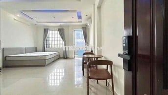 Cho thuê căn hộ ban công full nội thất - free xe
