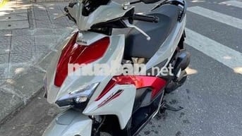 Honda Air Blade Trắng đỏ Xe tay ga