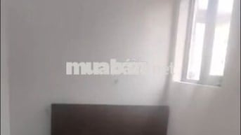 Mình cần pass phòng ccmn 1n1k, mang quần áo đến là ở được. 