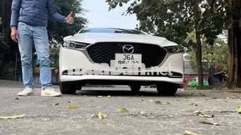Mazda 3 Lux 2022 49000 km Trắng