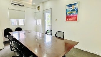 Bán nhà 4lau mặt tiền Phạm Hùng,quận 8,5.5x17m,thuê 40tr/th,KD tốt