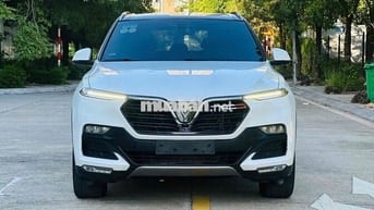 VinFast Lux SA Base 2.0 AT sản xuất 2021