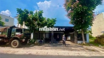 Đất mặt tiền phú mỹ - trung tâm thủ dầu một- chính chủ