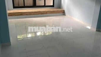 Cho thuê nhà mặt tiền Phạm Văn Đồng, 4 tầng, vị trí kinh doanh đẹp