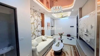 Ở ngay , nhà đẹp thoáng sáng - 32m2 x 6T . TT Ba Đình . Pháp lý sạch 