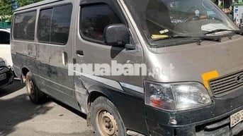 Toyota Hiace 2004 Xám