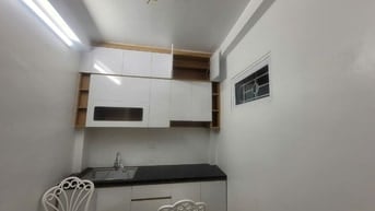 Cho thuê nhà nguyên căn 5 tầng ở ngõ Hòa Bình 7