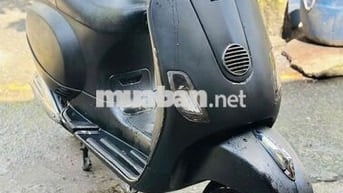 Piaggio Vespa LX 125CC 2010 Đen
