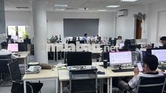Cho thuê mặt bằng làm văn phòng sàn 100m2 Đường Cao Thắng, Quận 3