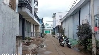 Cho thuê kho 300m2 có điện 3pha 250KVA đường xe tải giá rẻ 