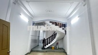 Nhà 4x15m, 4 tầng, sát công viên, KDC Cao Lỗ, P.4, Q.8