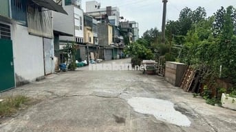 Bán nhà Kiến Hưng, HN căn 2 mặt tiền DT 51m2 cách đường 70 200m,