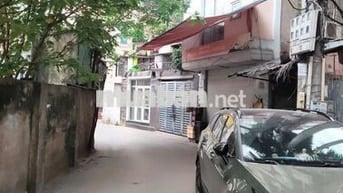 🏠 Cho Thuê Nhà 5T Sát Ô Tô Cầu Giấy, DT 60m², Thông Sàn, 22 Triệu.