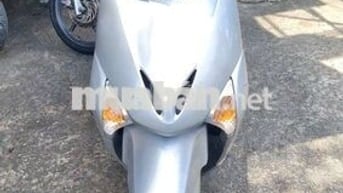 Honda Lead Bạc