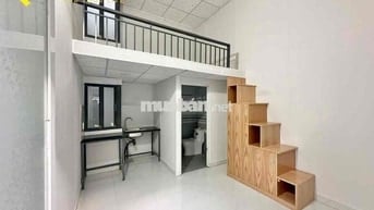 Duplex dãy trệt ngay Cầu Sắt Nguyễn Thái Sơn