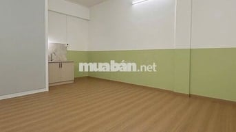 Phòng cho thuê ngay  mặt tiền Phạm Hùng 