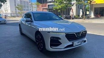 VinFast Lux A2.0 Premium 2019 Trắng 96.000 km