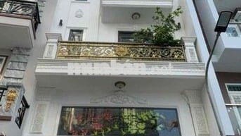 Nhà MT Hẻm Thông Phan Huy Ích 5PN 5WC 22Tr